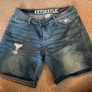 Like new! Hydraulic shorts size 11/12
